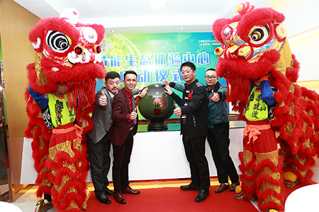 無電照明展廳開業 無電照明展廳開業