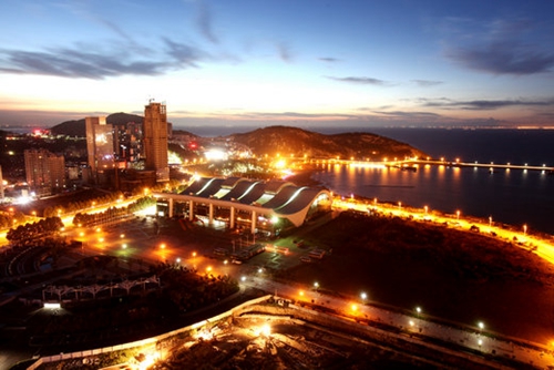 連云港連云新城商務中心光導系統應用 連云港連云新城商務中心光導系統應用