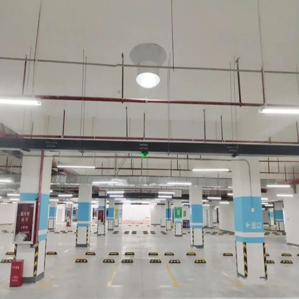 贛州高鐵西站雙模式無(wú)電照明系統(tǒng)室外安裝效果