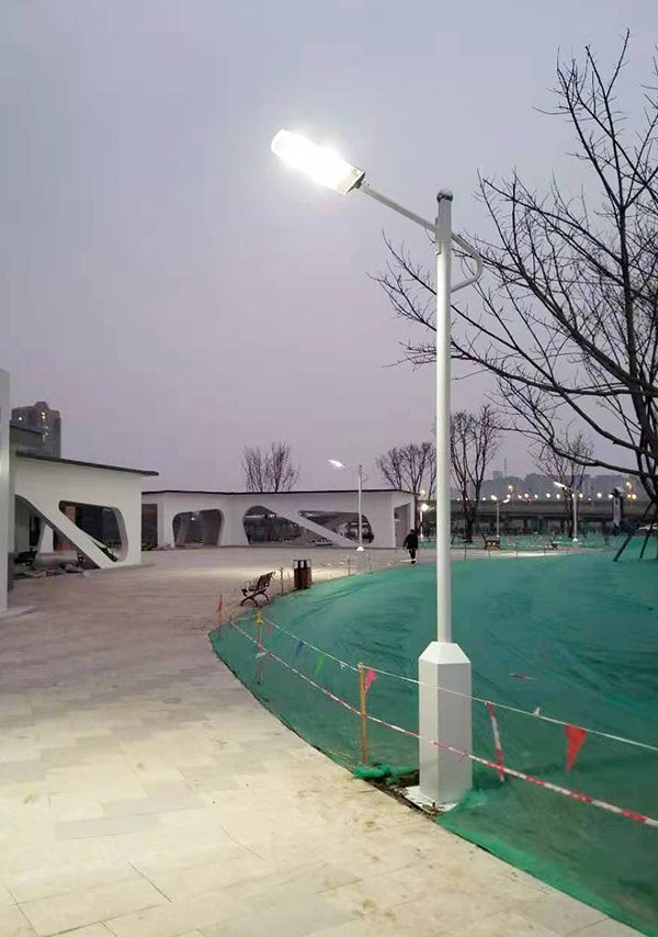 光能路燈.jpg